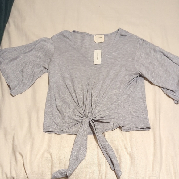 Francesca's Collections Tops - Francesca's Collections Light Gray Tie-Front Blouse